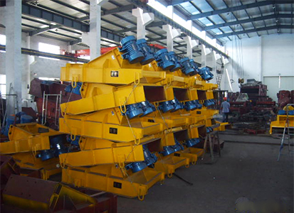 GZG系列電機(jī)振動(dòng)給料機(jī) (吊式).jpg